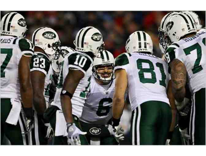 NY Jets Signed Poster featuring 3-time All-Pro center Nick Mangold!