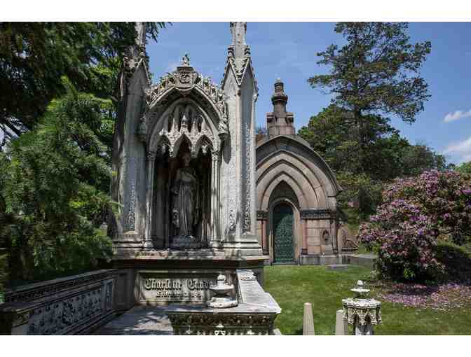 Private Walking Tour of Green-Wood