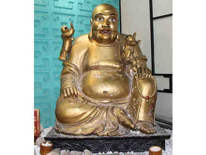 Sea-Hi?s Famous Golden Buddha