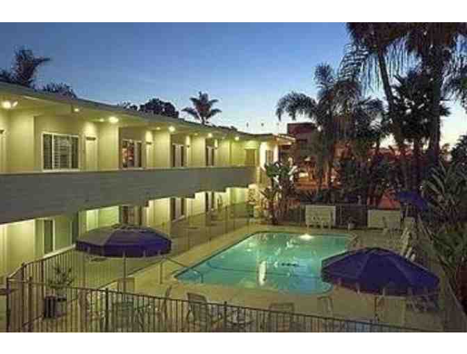 One (1) Night stay at Coronado Island's La Avenida Inn