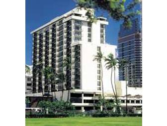 Doube Tree by Hilton Alana Waikiki Hotel - 1 (One) Night Accomodation