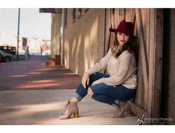 Portrait Session Shayna Hardy Photography