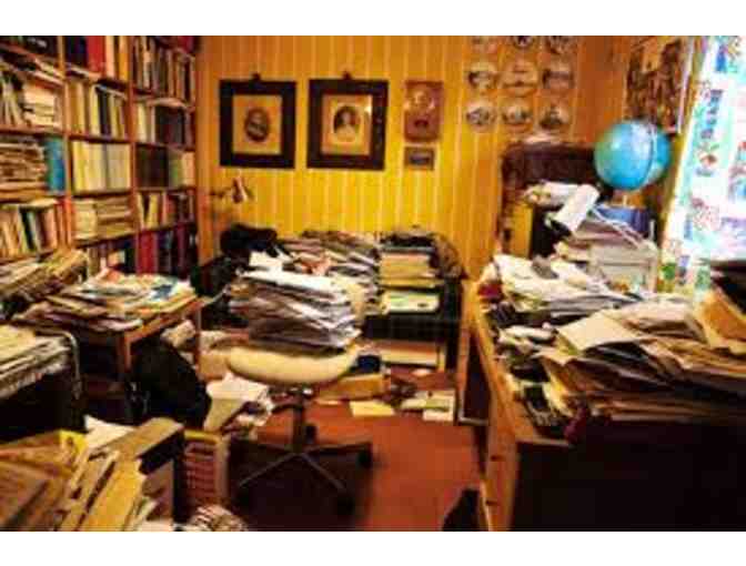 Get Organized by De-Cluttering Your Home or Work Space