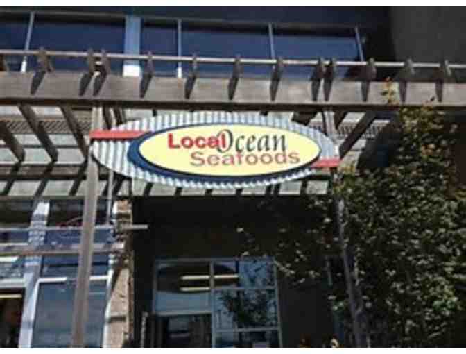Oregon Coast Family Fun Package - Local Oceans Restaurant & Newport Aquarium