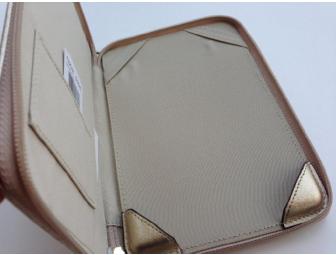 Genuine Coach Signature Khaki Daisy Applique 7' Ereader Tablet Case, F62336