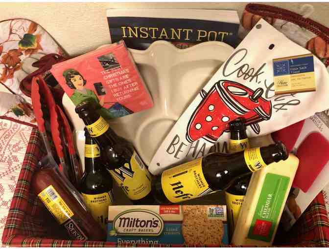 Cook, Eat & Be Happy Basket