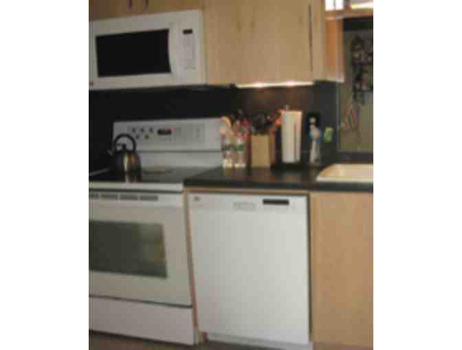 WEEKLONG HOUSE RENTAL IN NH!