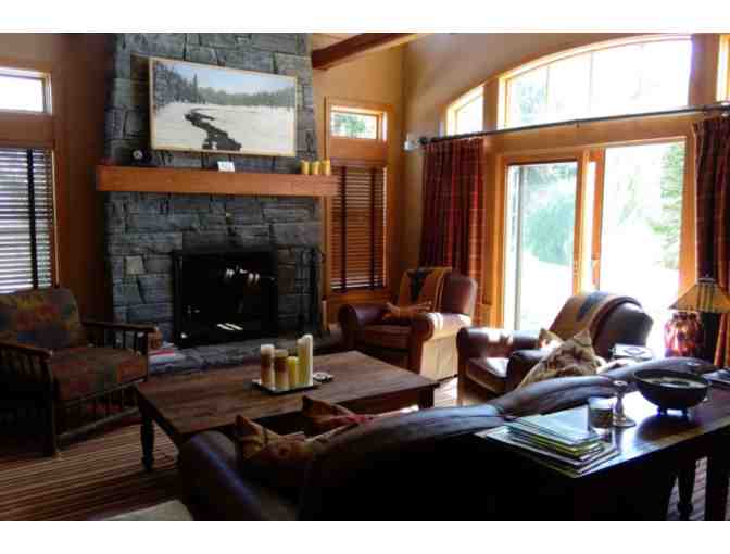 Vermont Weekend - Luxury 5 bedroom vacation home with hot tub!