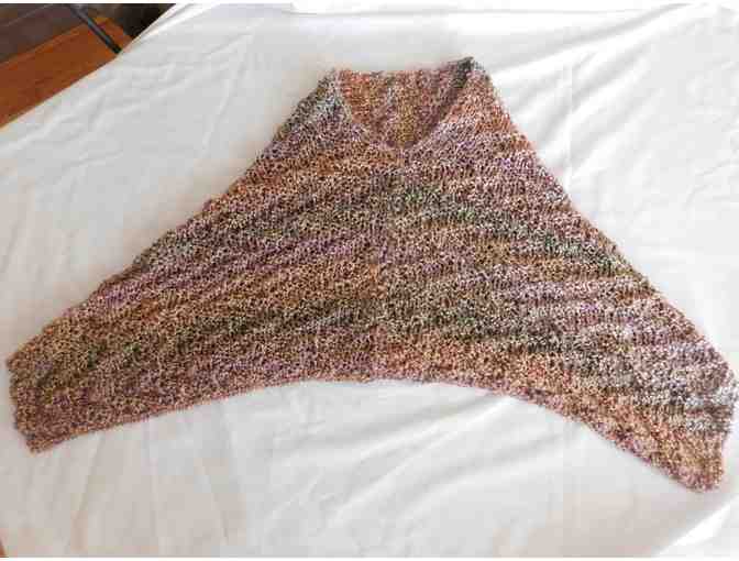 Hand made knitted poncho - Photo 2