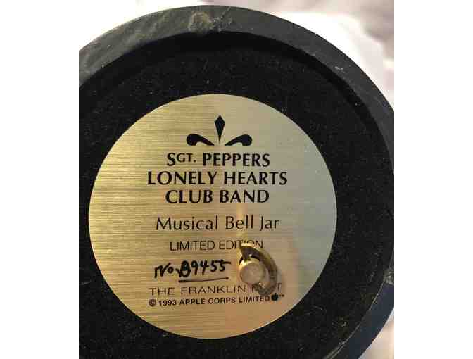 Beatles SGT. PEPPER'S LONELY HEARTS CLUB BAND Musical Bell Jar - Photo 3