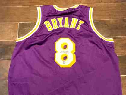 Kobe Bryant Los Angeles Lakers Autographed Jersey