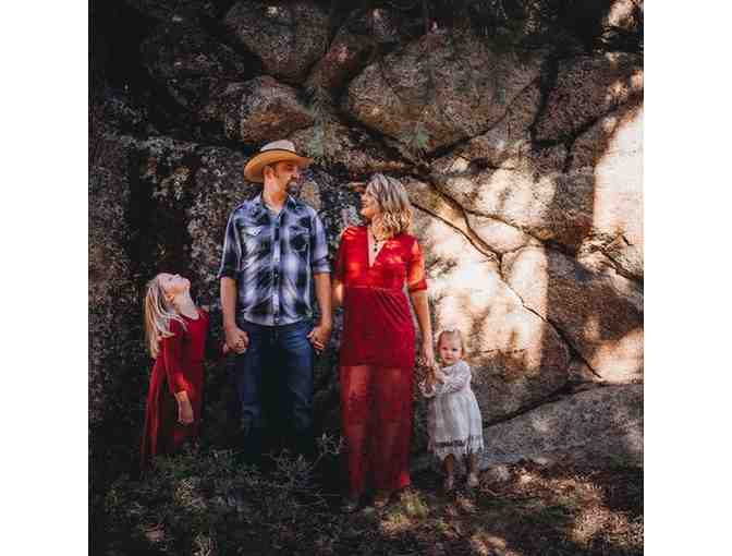 Mini Family Photo Session by Amanda Podesta Photography