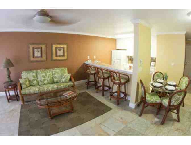 Two Nights at the Raintree - Kona Reef Resort