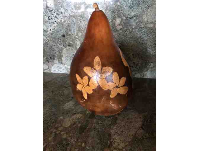 Ni'ihau-Style Carved Gourd