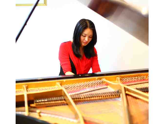Private Piano Lessons with Classical Pianist Fumiyo Narita