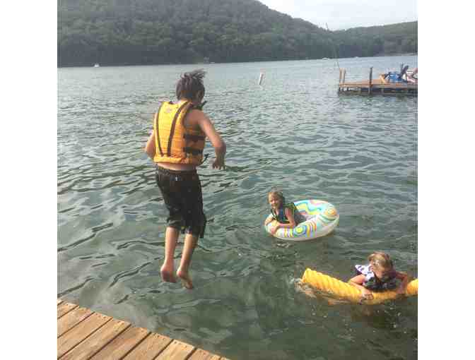 Weekend on Candlewood Lake