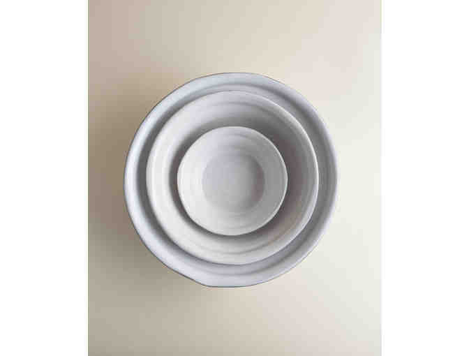Set of white ceramic nesting bowls from il Buco Vita