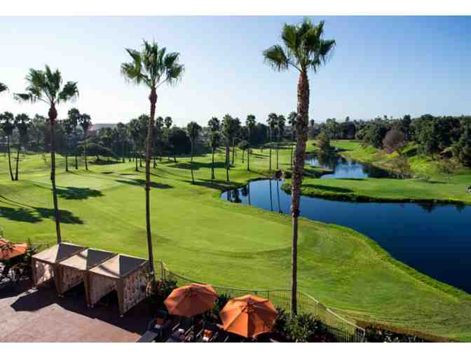 Manhattan Beach Marriott: 2 weekend night stay for two