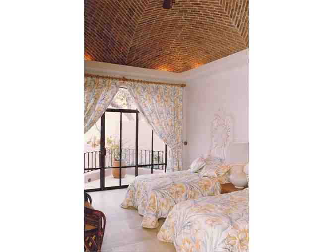 Mexican Villa for one week stay with personal staff, chef, and chauffer/houseman