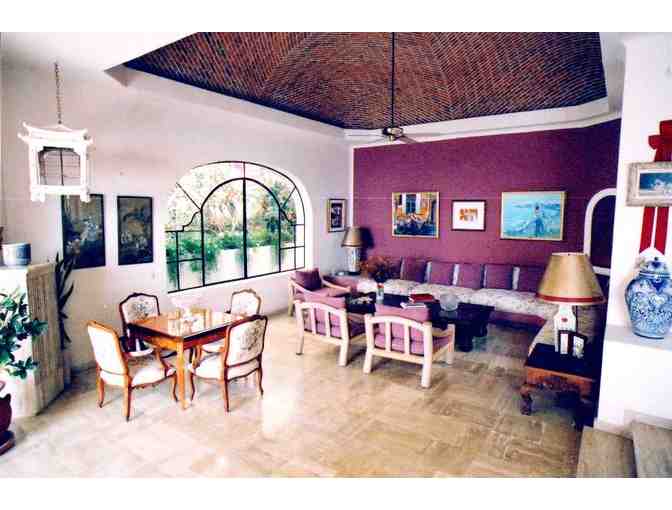 Mexican Villa for one week stay with personal staff, chef, and chauffer/houseman