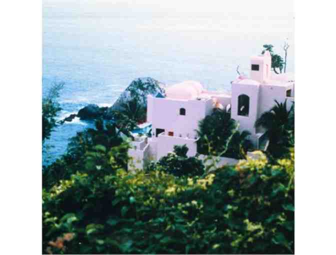 Mexican Villa for one week stay with personal staff, chef, and chauffer/houseman