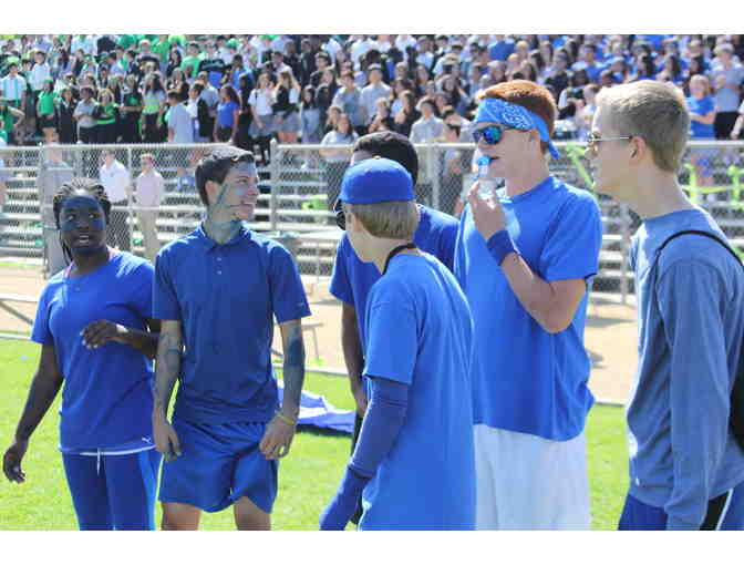 Bishop Montgomery High School Sophomores Free Dress