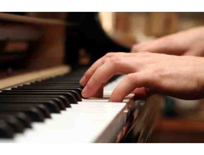 Amuse Music Inc.:piano, guitar, voice, strings, woodwinds, or brass group instructions