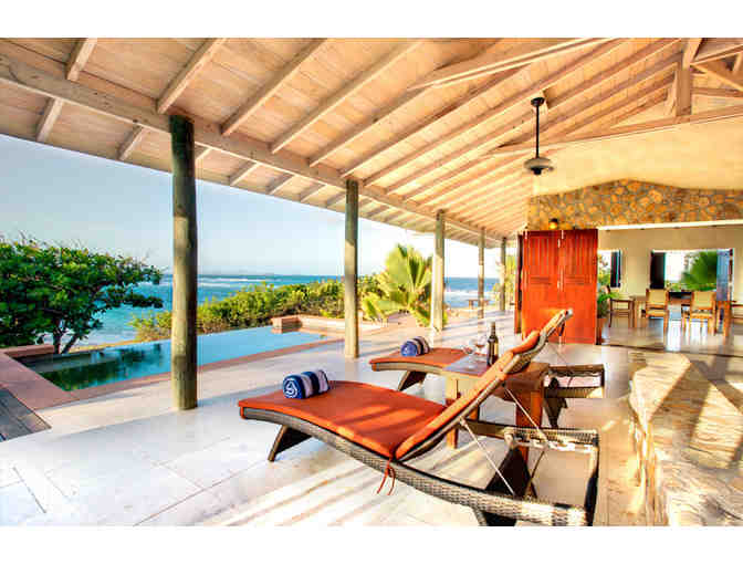 Caribbean Vacation for Four: Choose Antigua or the Grenadines