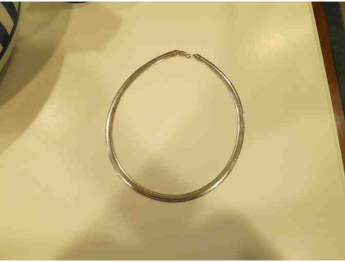 Sterling silver serpentine  collar  necklace. 19.5'