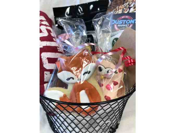 Duston's Market - $25 Gift Certificate and Gift Basket
