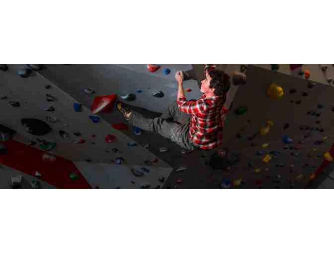 Salt Pump Climbing Co - Two Introductory Climbing Class