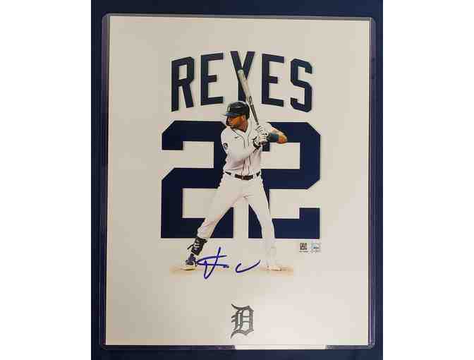 Autographed 8x10 Photo of Detroit Tiger, Victor Reyes