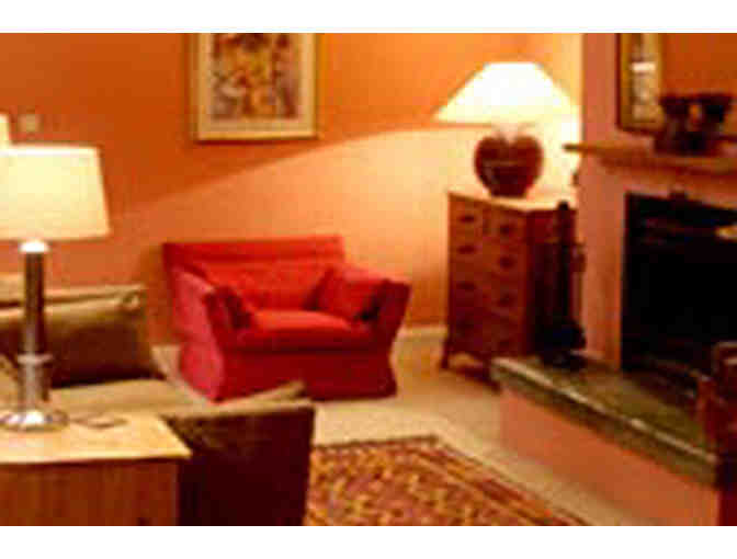 One week at a historic stone house in the Cotswolds, England