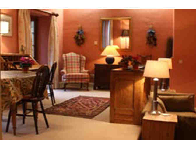 One week at a historic stone house in the Cotswolds, England