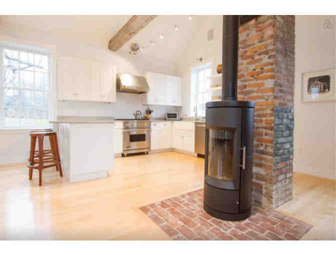 Four nights in a beautifully restored one-room schoolhouse in Vermont