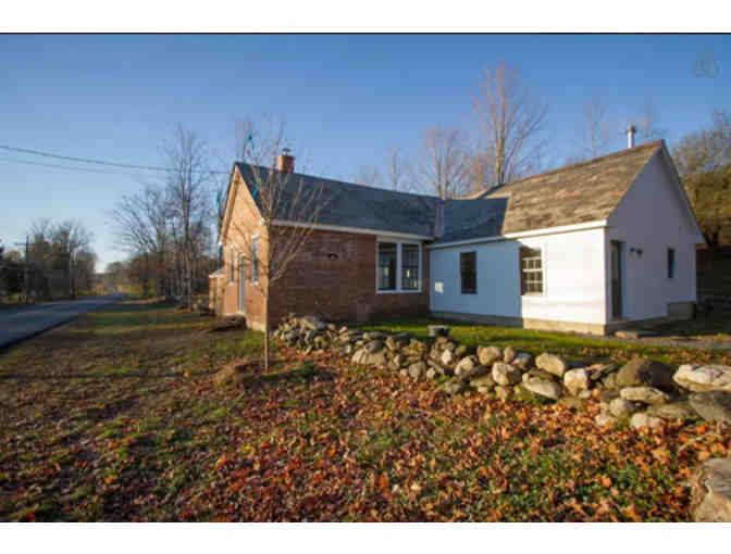Four nights in a beautifully restored one-room schoolhouse in Vermont