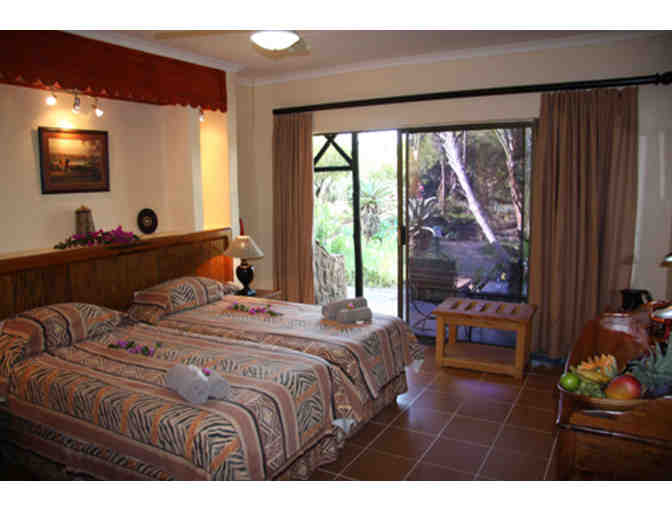 Luxurious, one-week South African photo safari for two