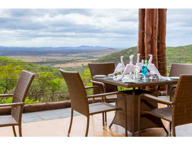 Luxurious, one-week South African photo safari for two