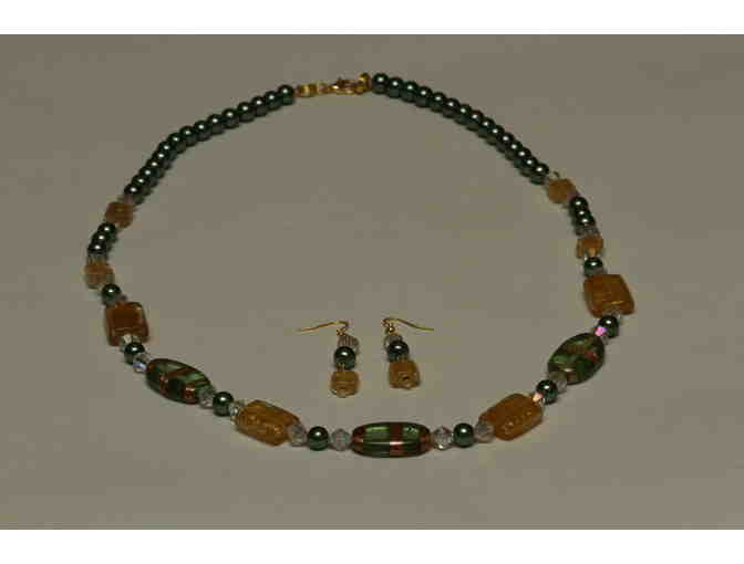Jewelry:  Glass Bead Necklace and Earring Set