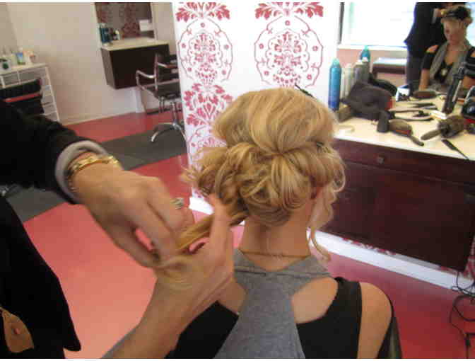 Salon SinE (Ventura & Laurel Cyn) Offering Haircut & Style by Autry