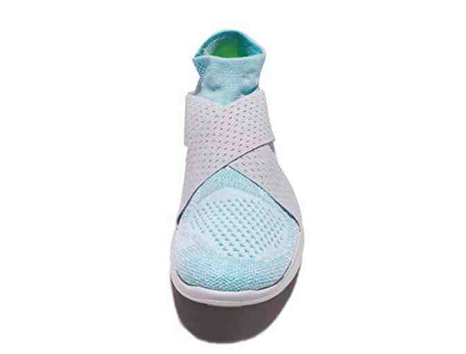 Womens Nike Free RN Motion Flyknit Sneaker