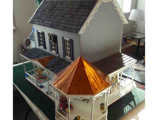 Beautiful Custom Made Colonial Dollhouse Fully Furnished
