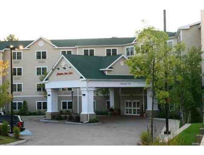 Hampton Inn, North Conway, NH - One Night Stay with Breakfast and Water Park