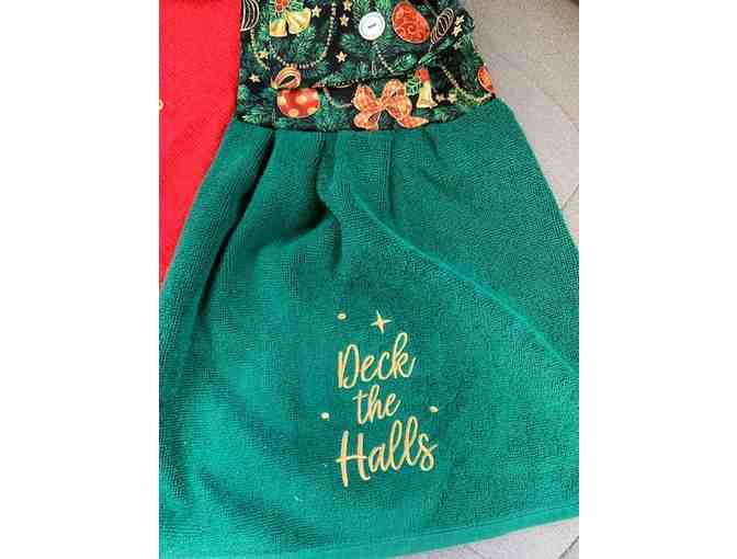 Embroidered Christmas Table Runner and Oven Towel Set 'Deck the Halls'