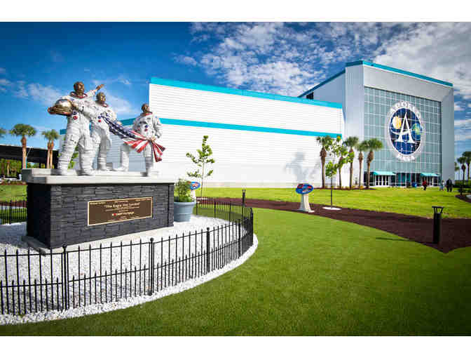 Explore the Spectacular Kennedy Space Center Visitor Complex in FL!