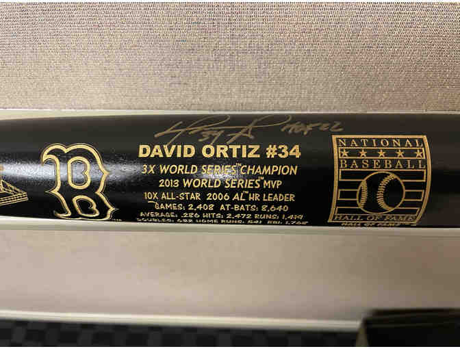 David Ortiz Autographed Baseball Bat