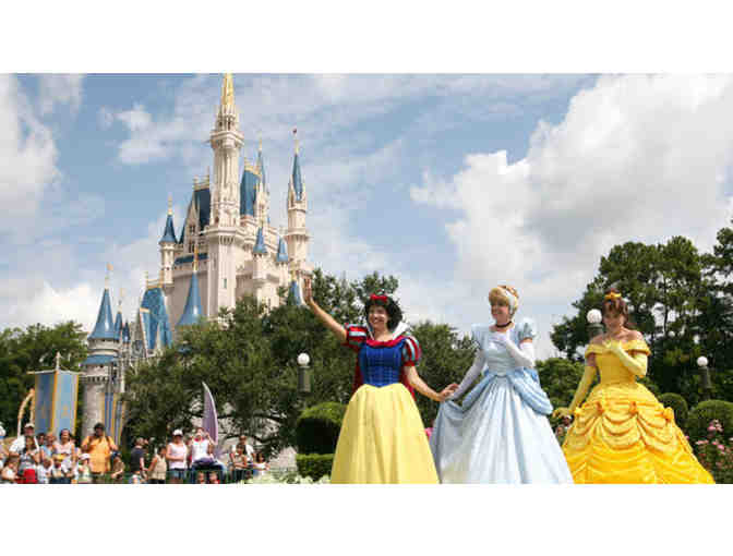 (4) One-Day Park Hopper passes to Disney World Theme Parks