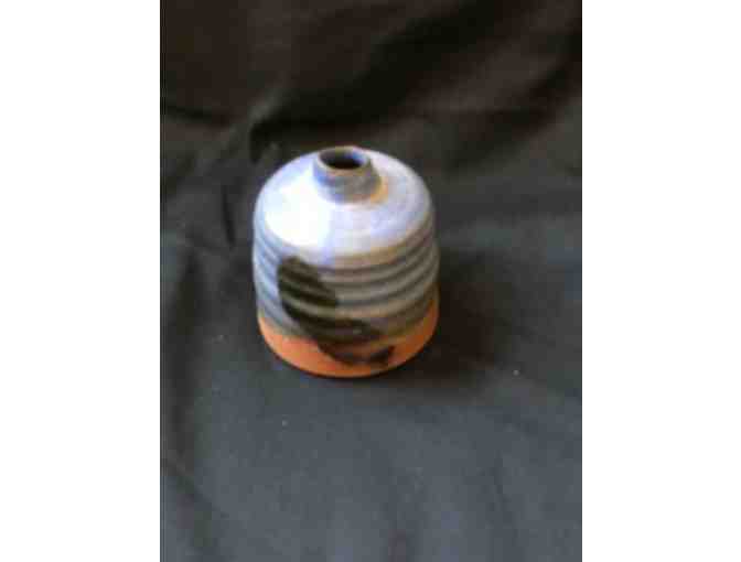 Blue Ribbed Pottery Vase - Photo 1