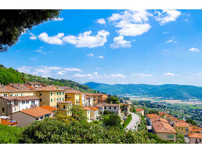 Wine and Dine in Tuscany - 7 Nights at Villa Magnolia in Cortona, Italy for 8 people