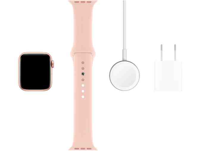 Apple Watch Series 5 in Gold